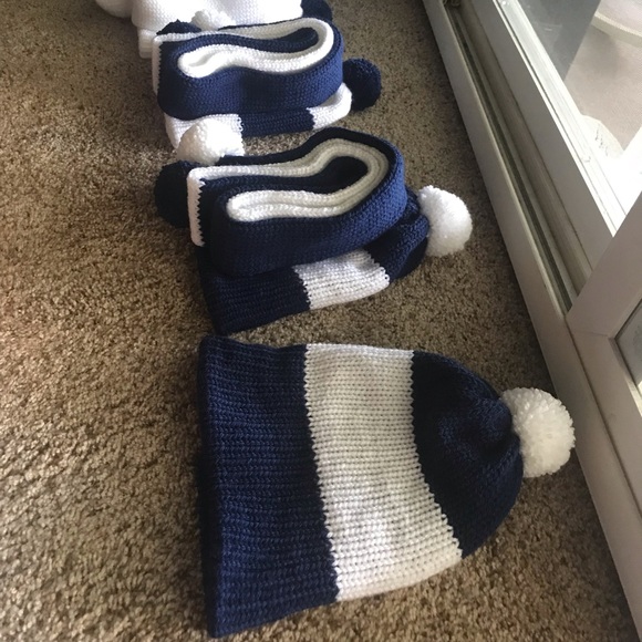 These are hand knitted hats and scarves. - Picture 1 of 8